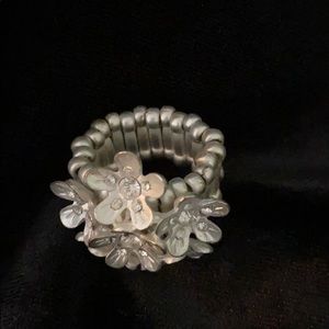 Bouquet of Flowers stretch ring